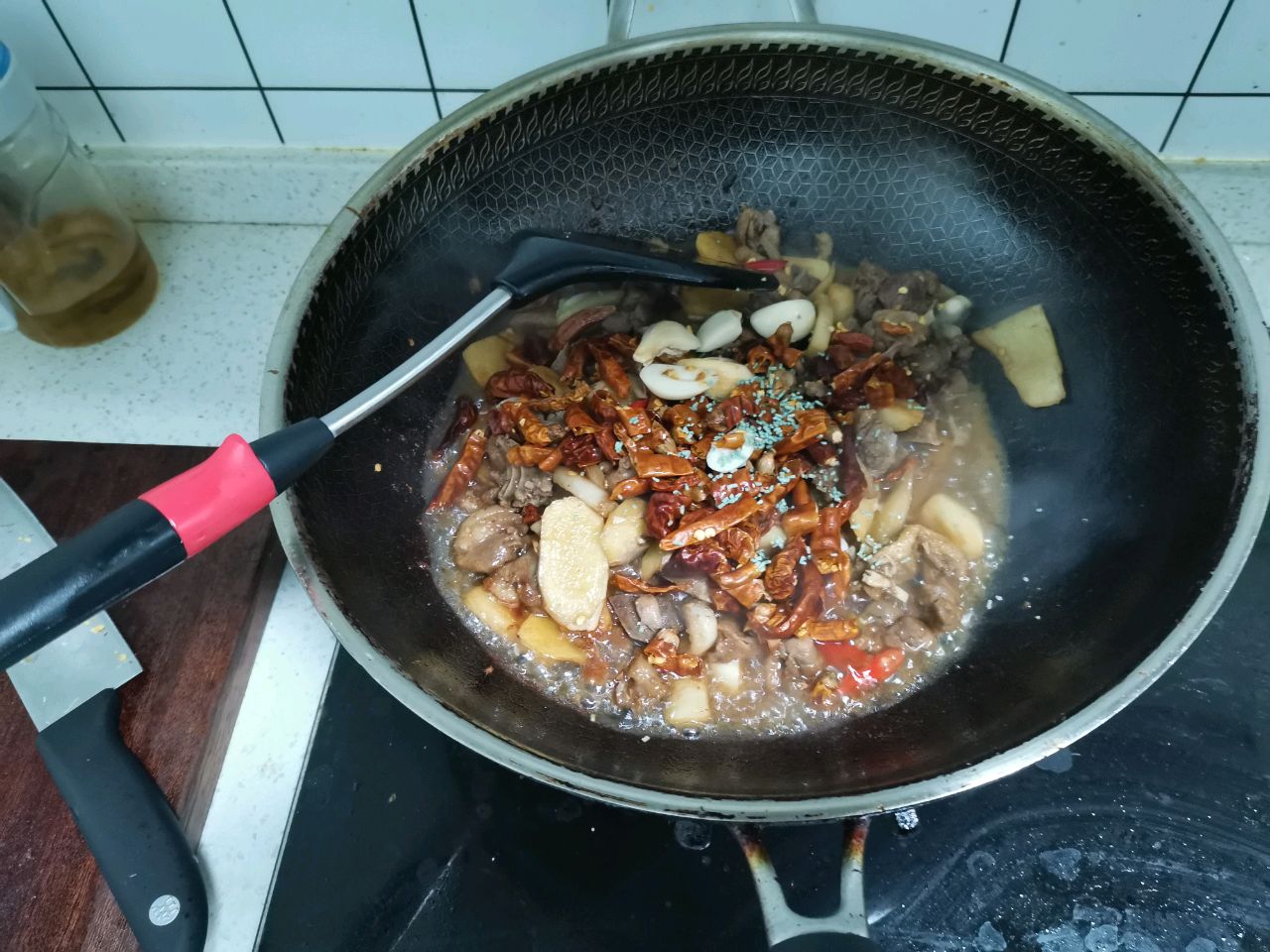 小啤酒炒鸭鸭