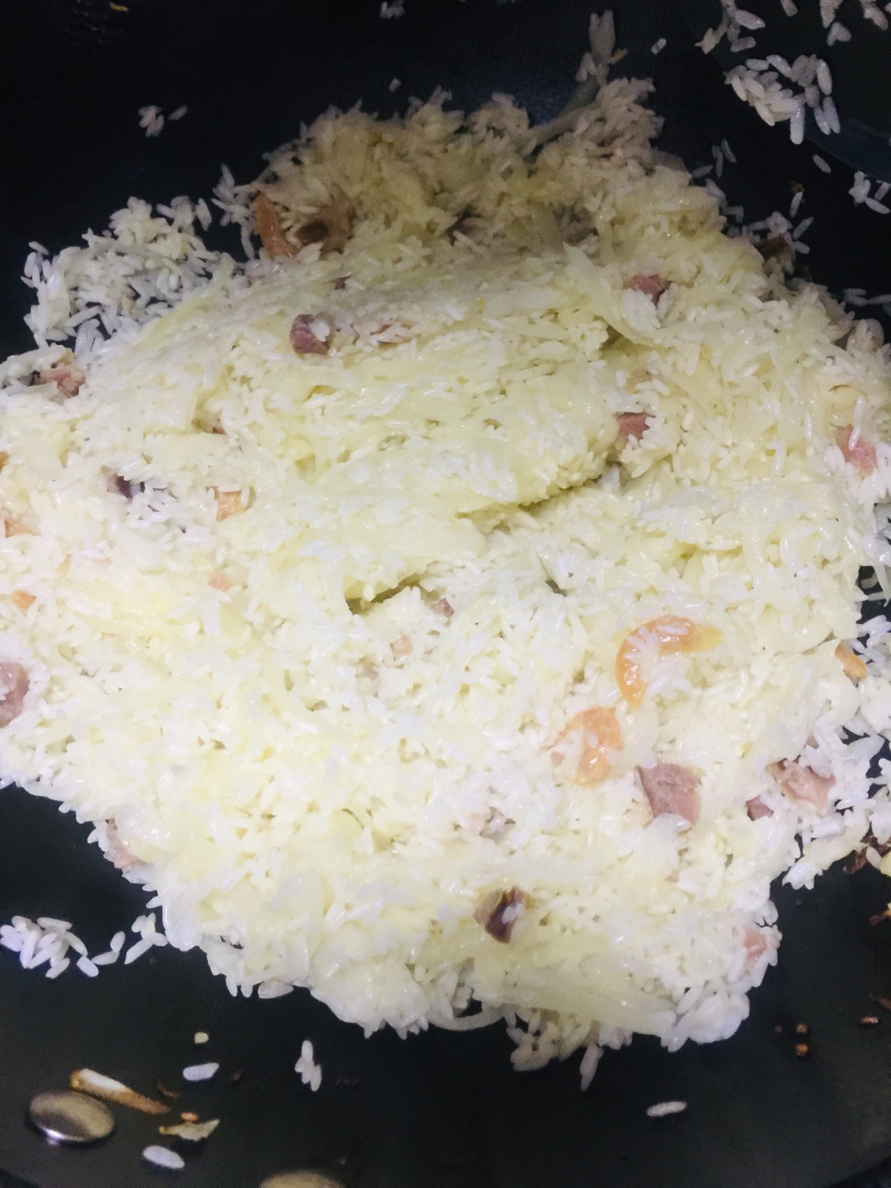 小时候爱吃妈妈煮的白萝卜饭