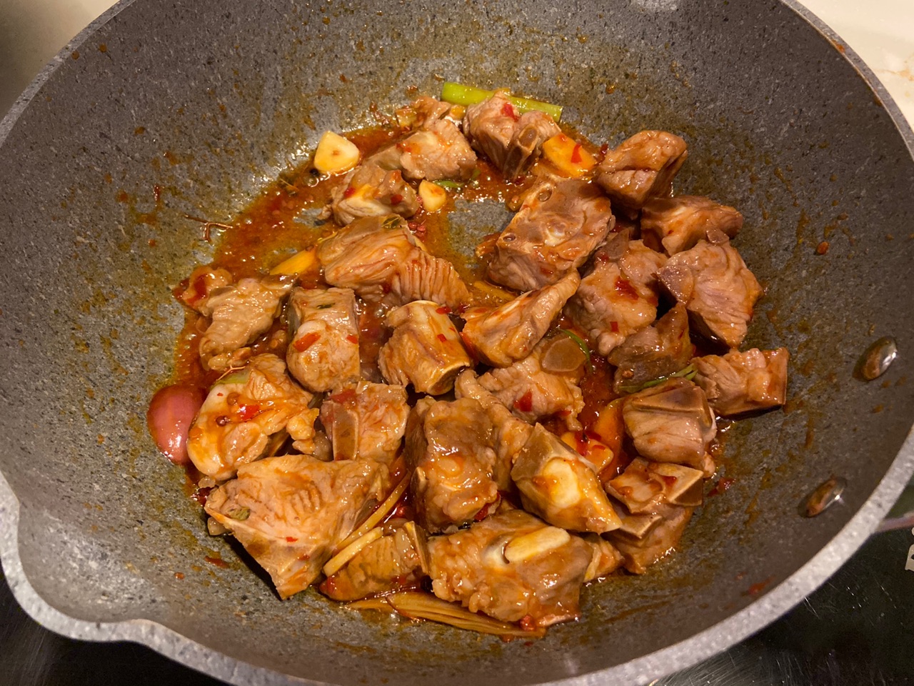 小土豆烧排骨