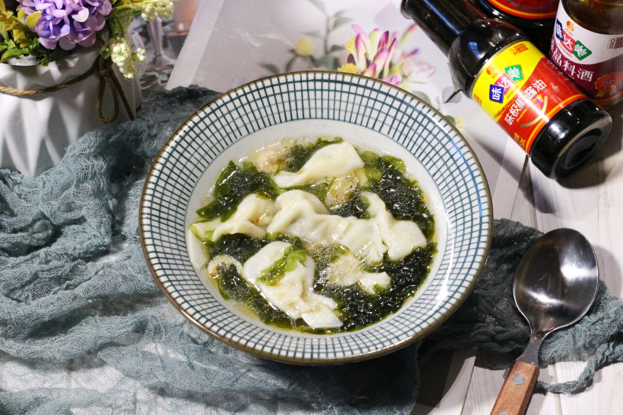 小鱼小馄饨