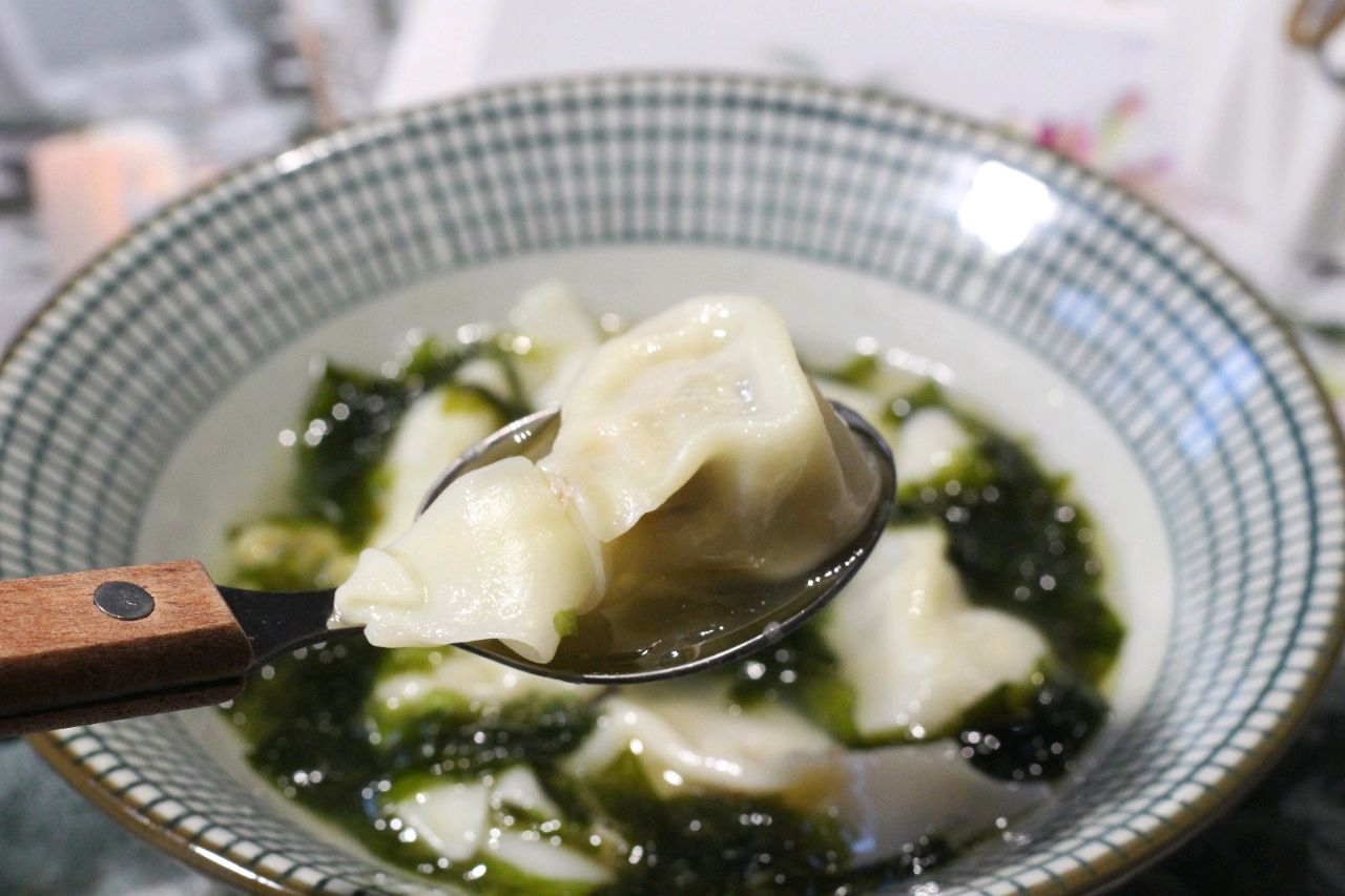 小鱼小馄饨