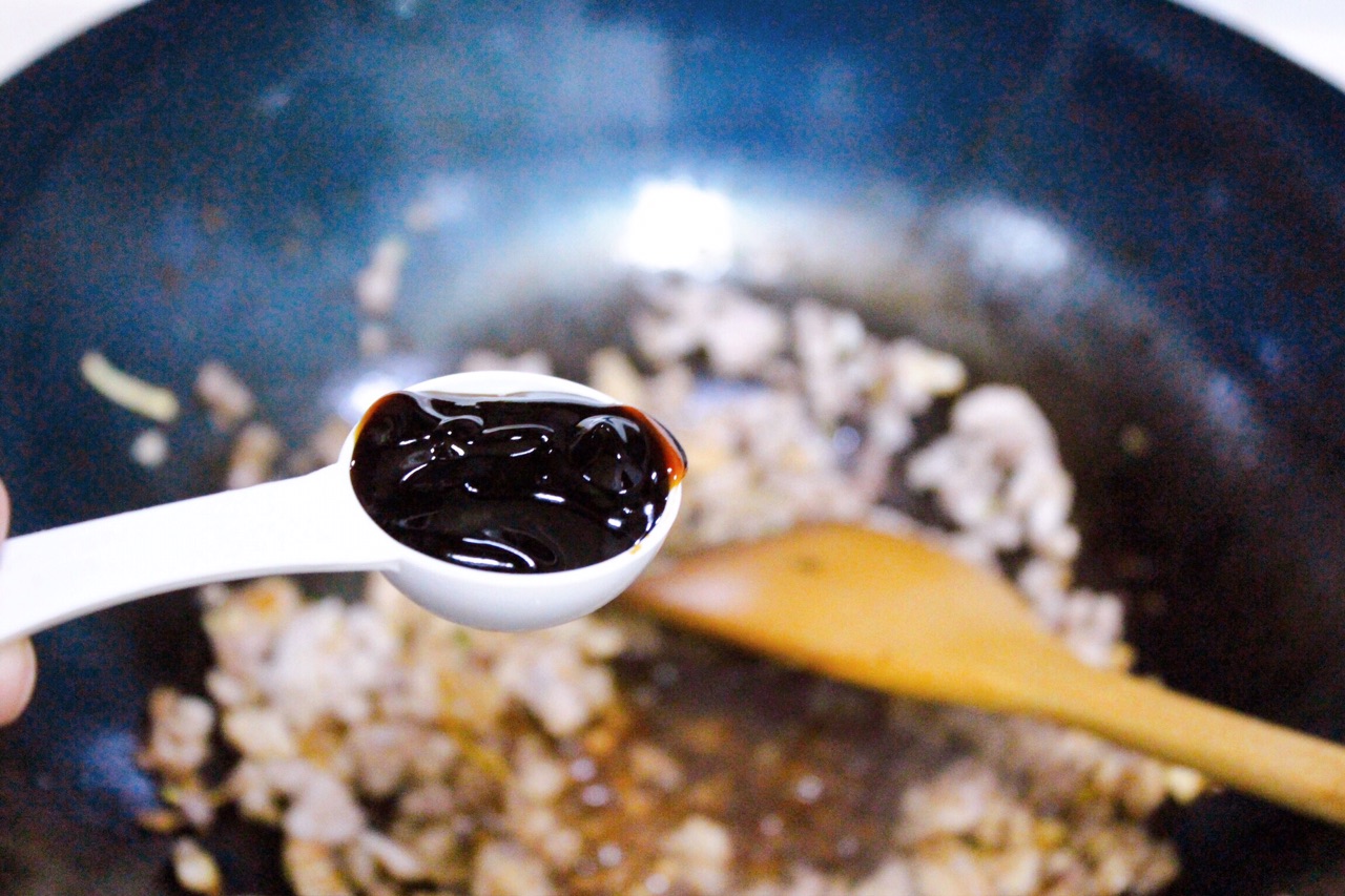 蟹味菇煲豆腐