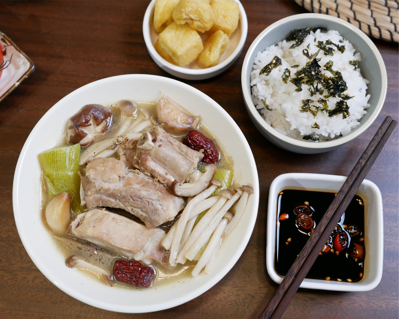 新加坡肉骨茶