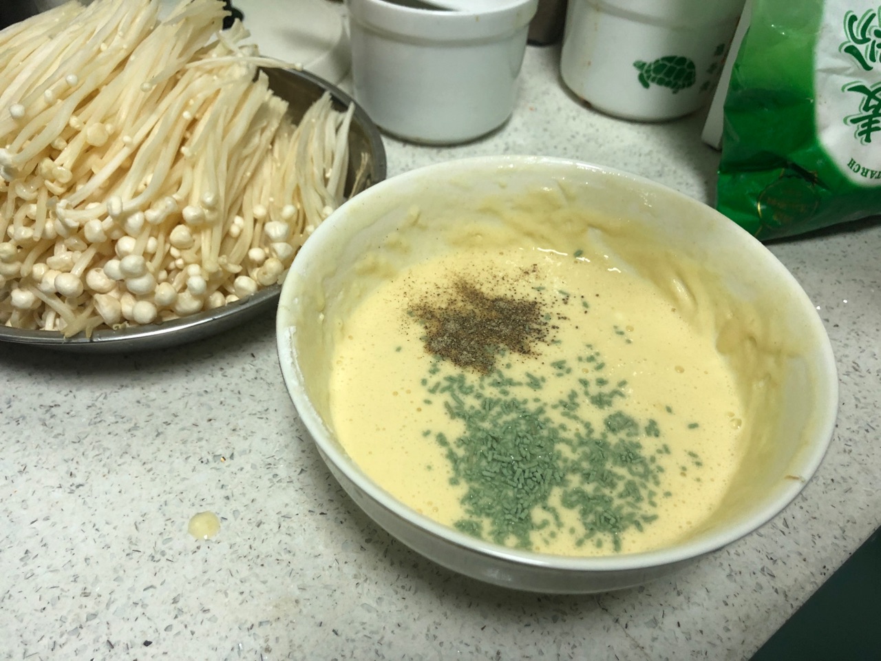 新年小吃-炸金针菇