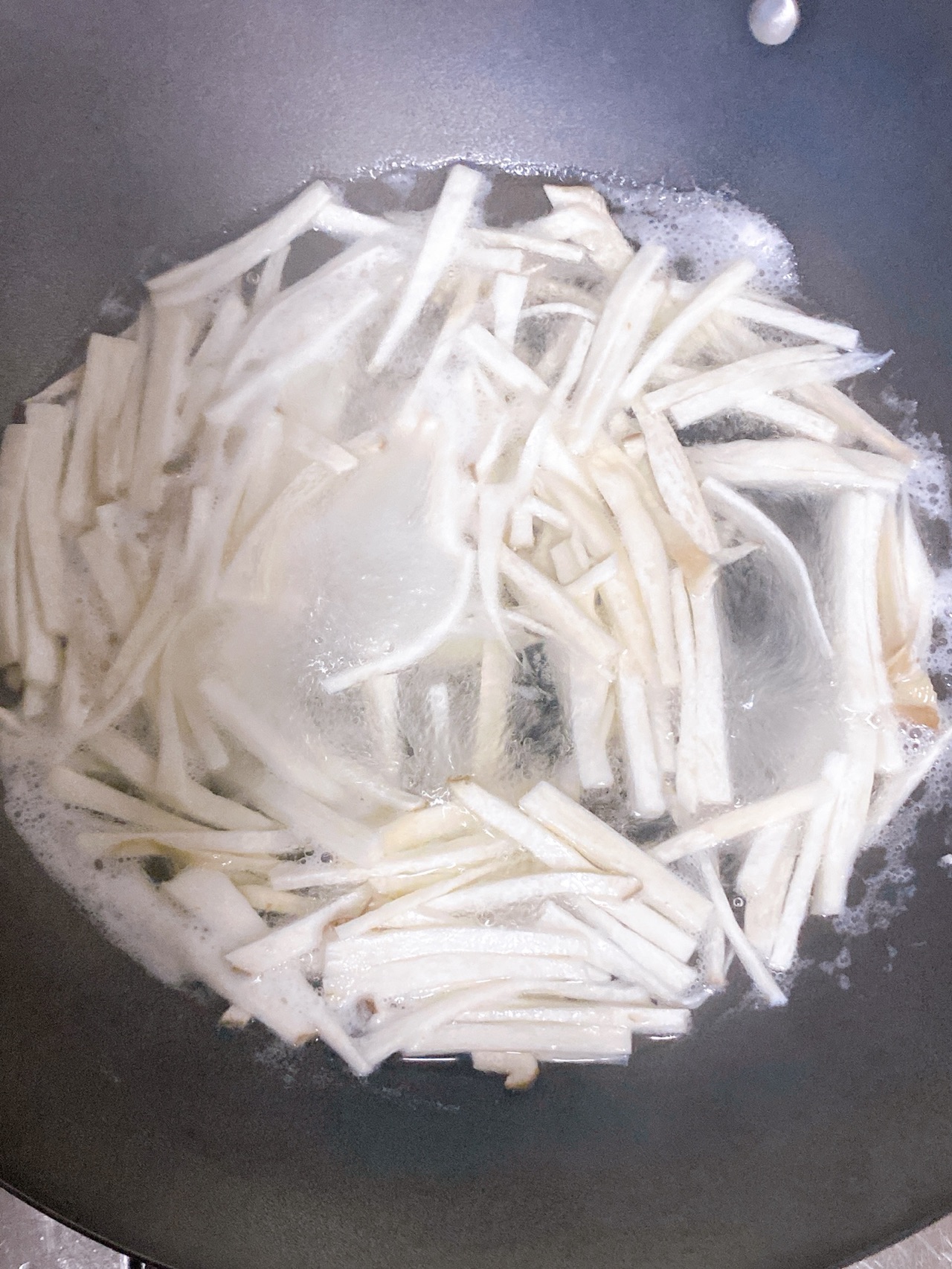 杏鲍菇炒肉丝
