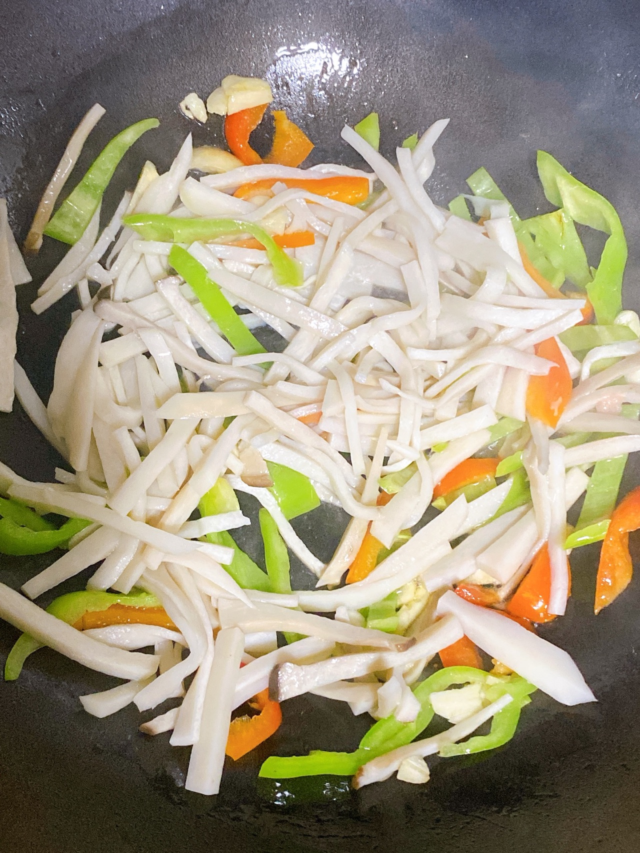 杏鲍菇炒肉丝