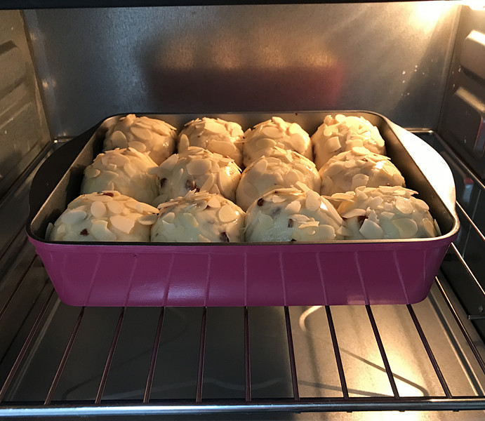杏仁蔓越莓小餐包