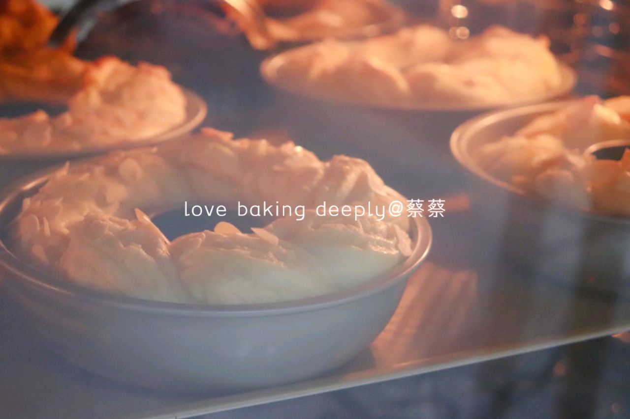 【杏仁奶酥花环面包】｜颜值口感