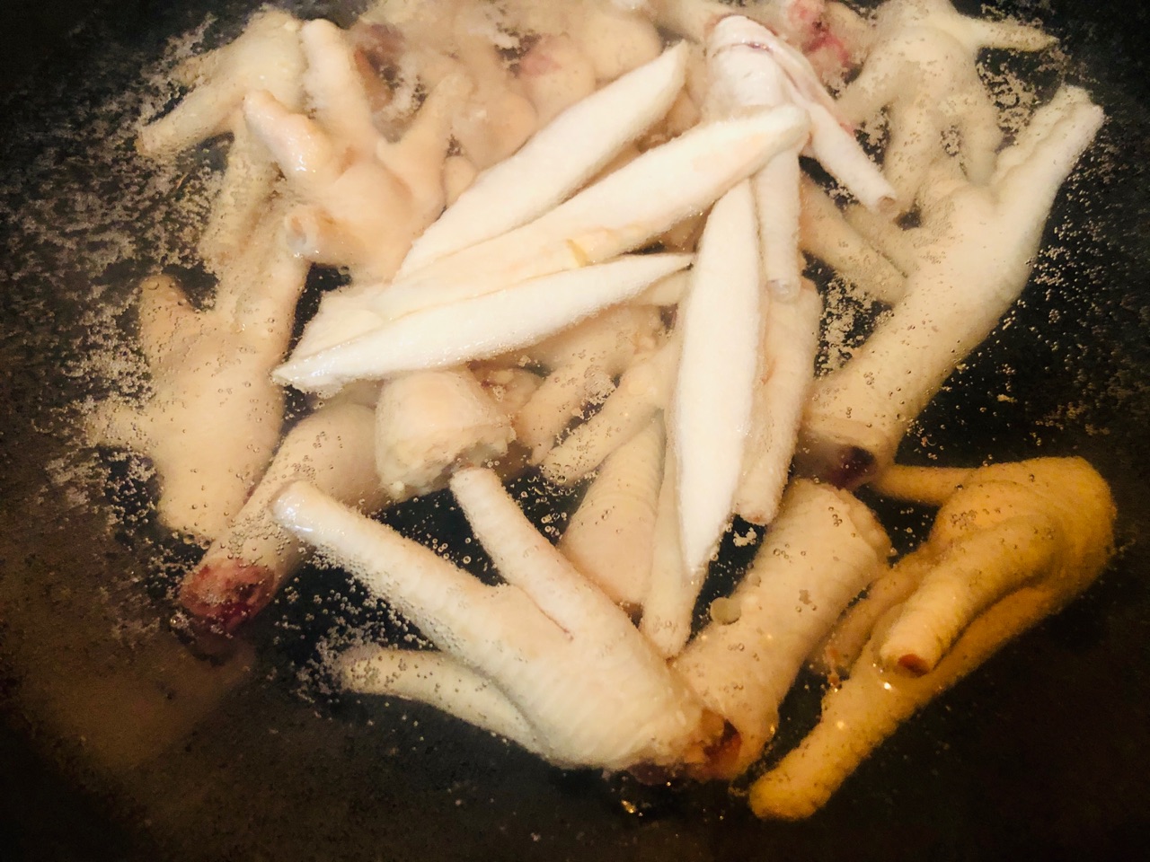 熊孩子也爱的网红鸡爪
