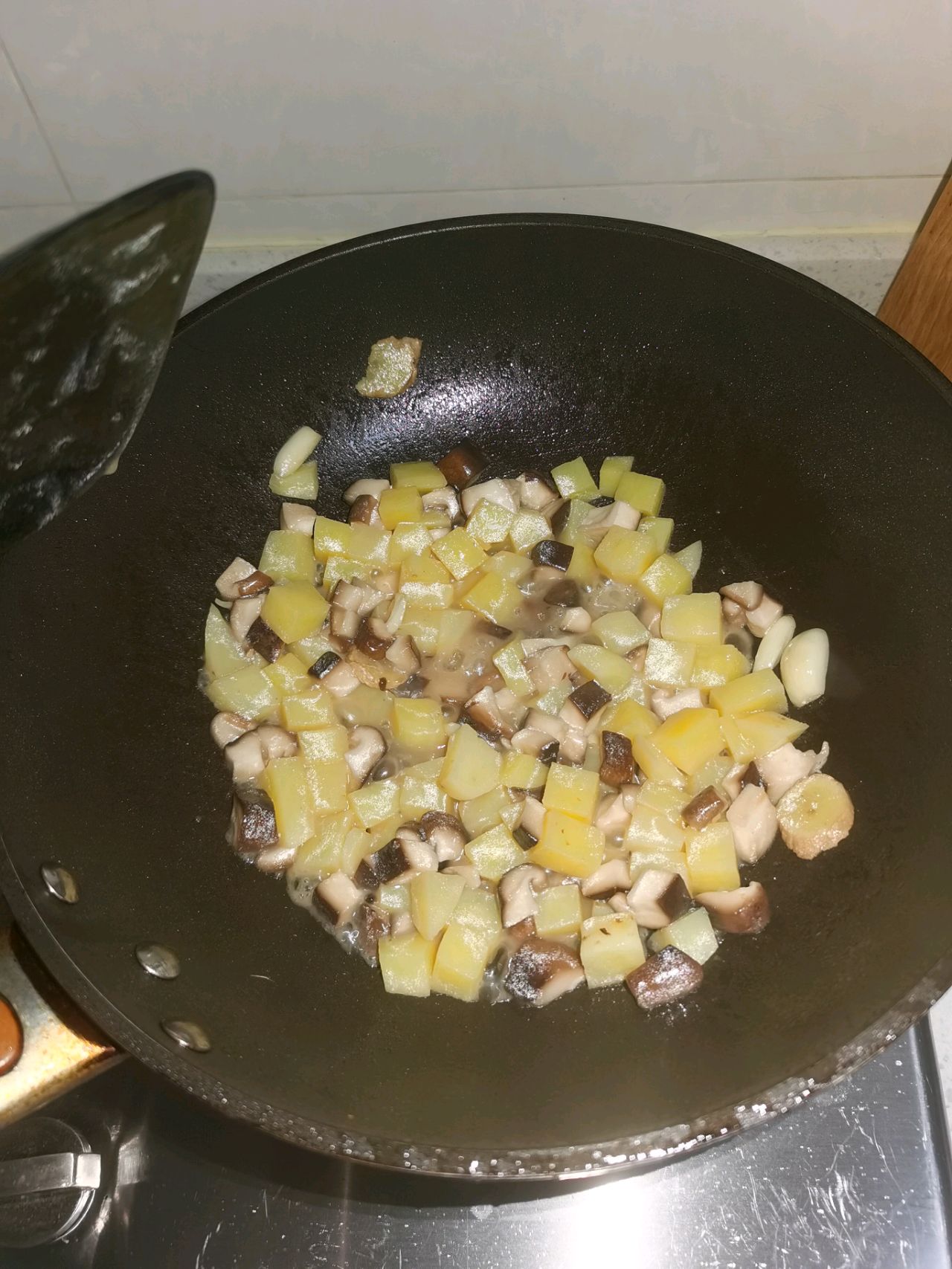 宣威火腿焖饭
