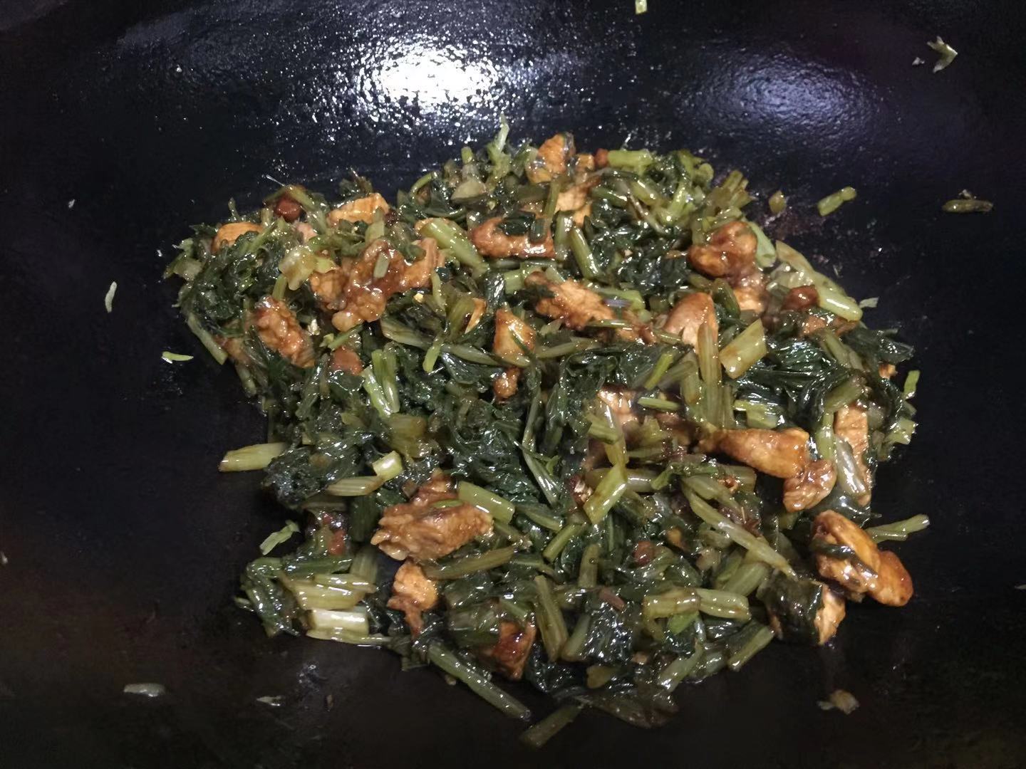 雪菜肉丁手擀面