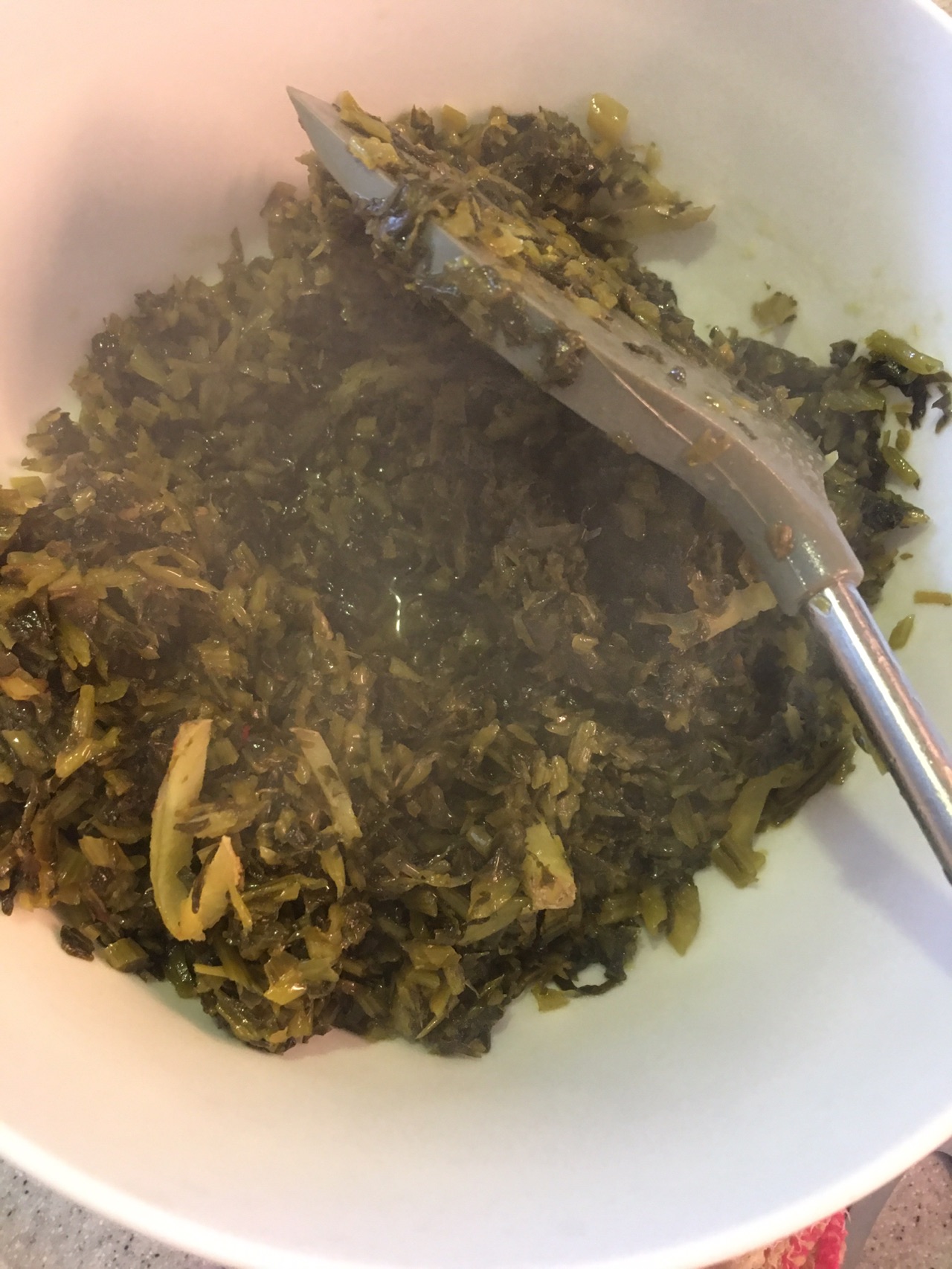 雪菜肉沫包