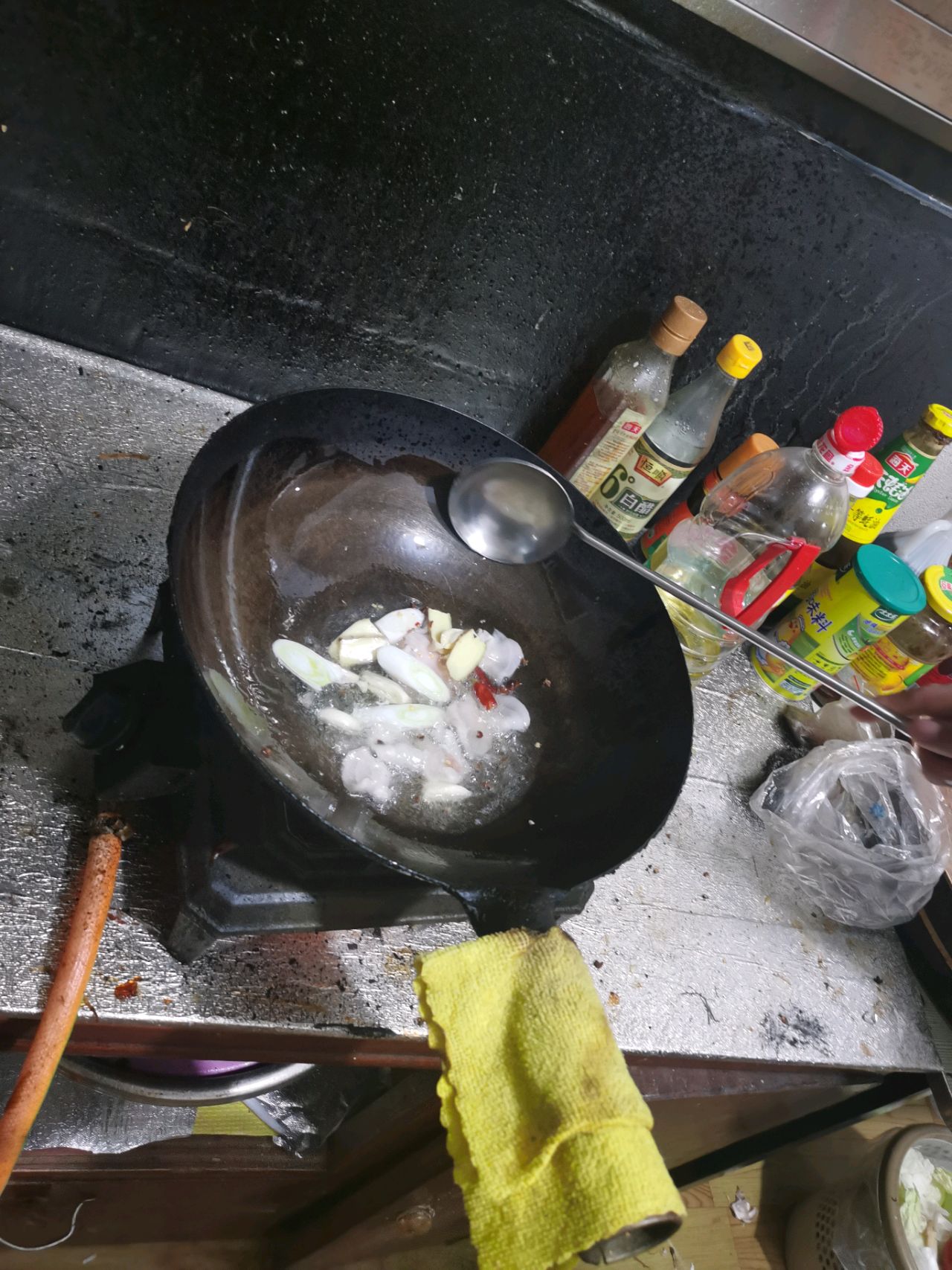 血豆腐炖粉条