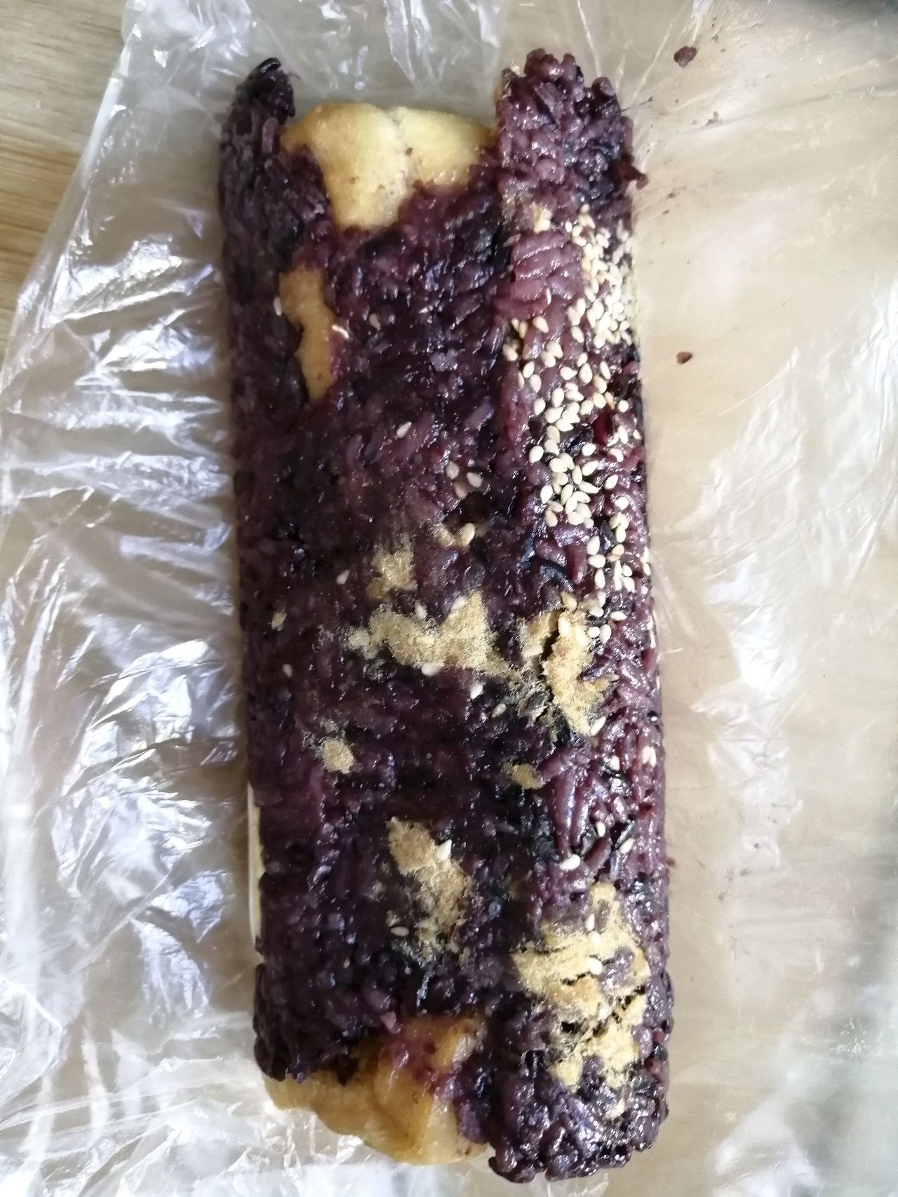 血糯米肉松饭团