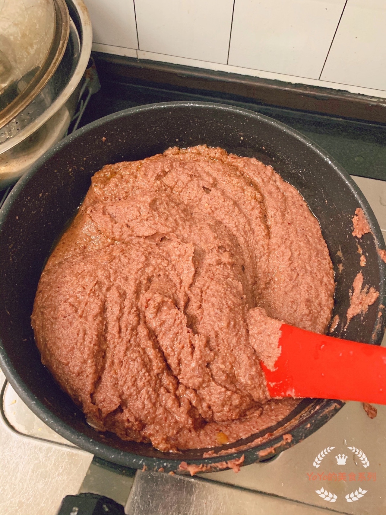 YoYo的坚果红豆沙芝士包