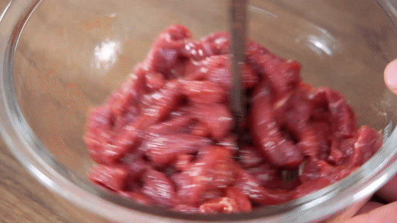 牙签牛肉【孔老师教做菜】