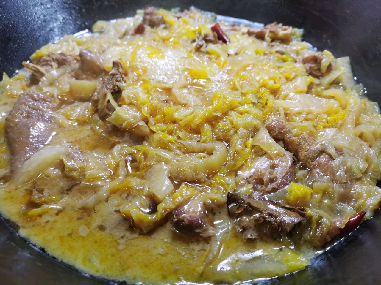 鸭肉炖酸菜