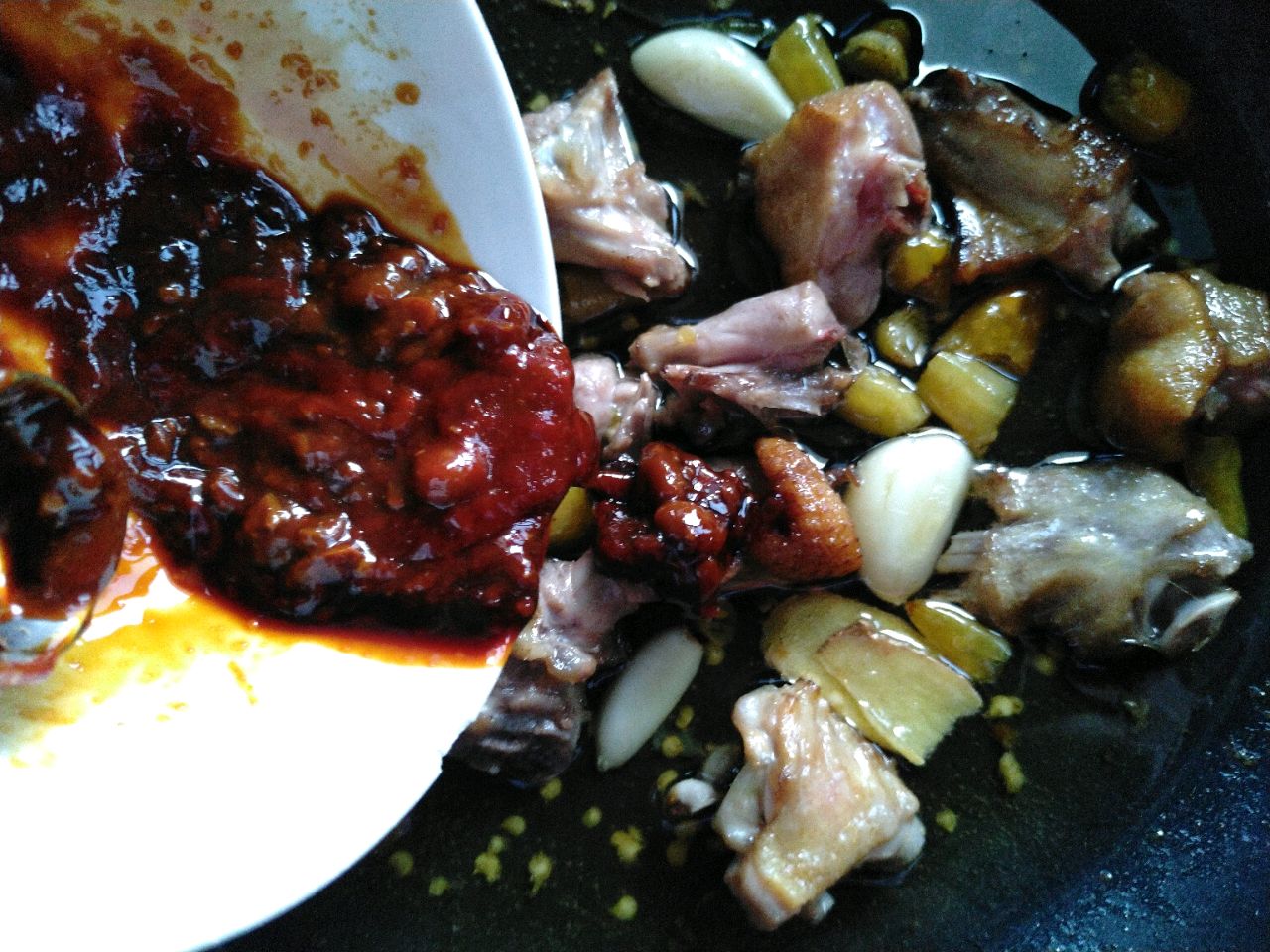 鸭肉炖土豆
