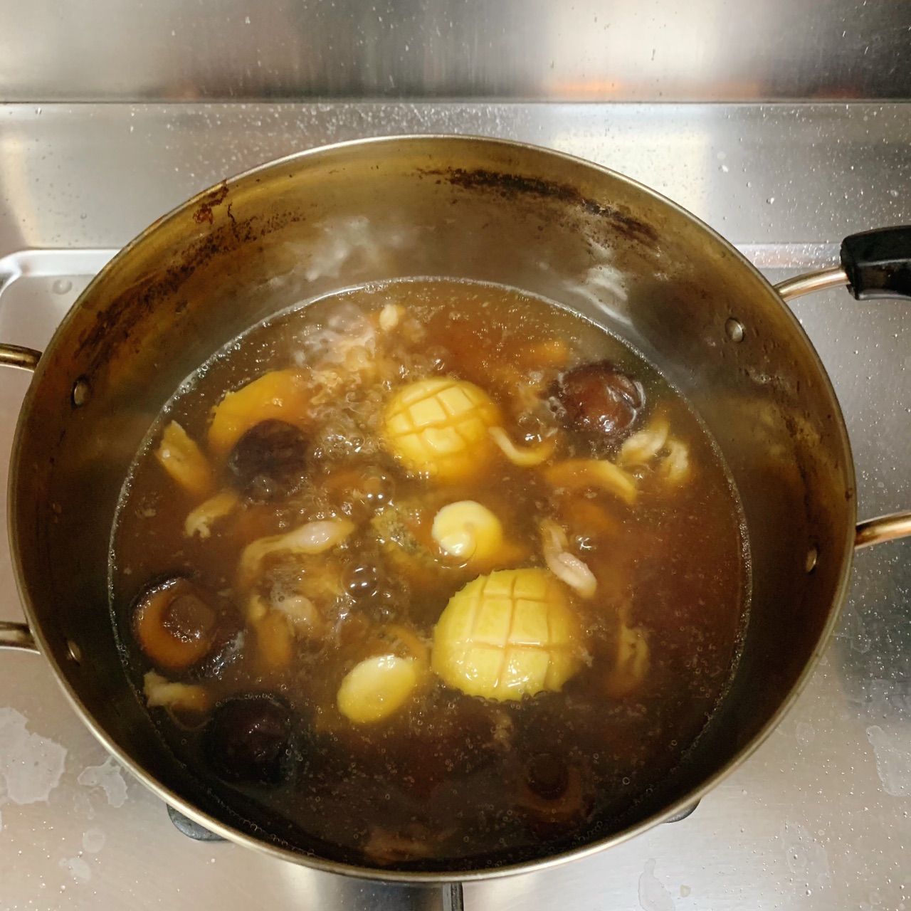 鸭掌烩鲍鱼