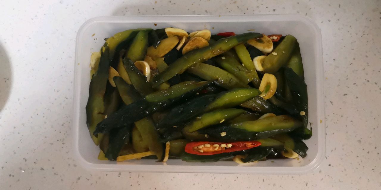 腌黄瓜