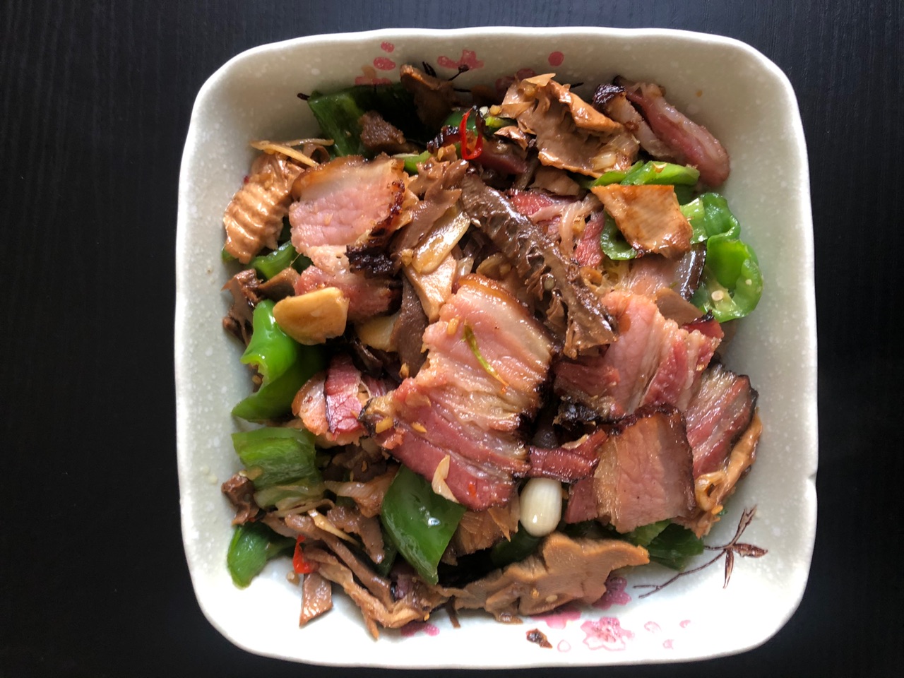 烟笋腊肉