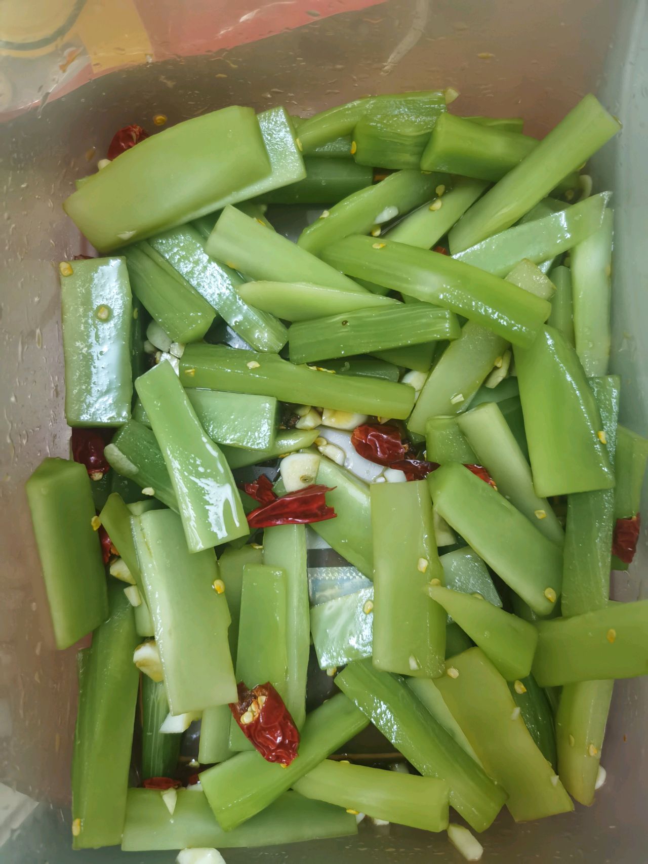 腌莴笋（泡菜）