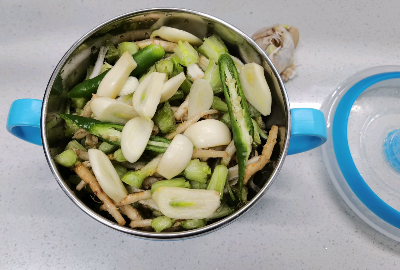 腌香菜根