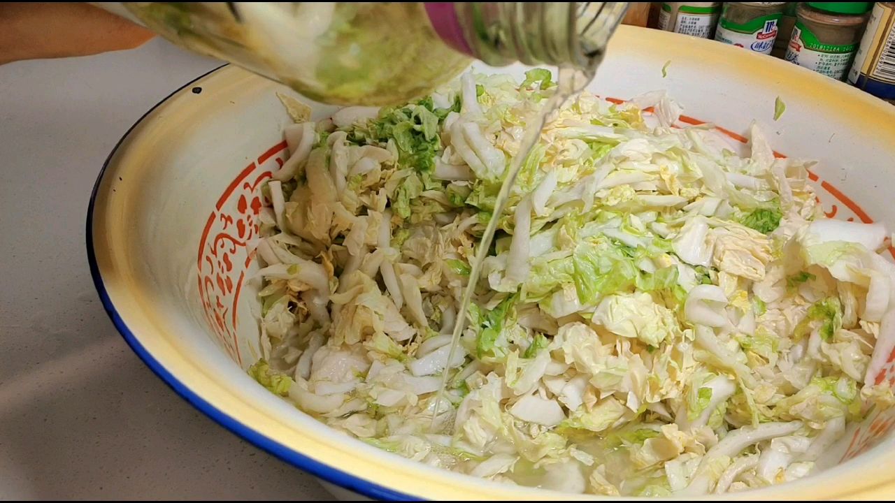 腌渍酸菜