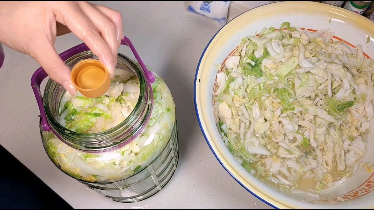 腌渍酸菜