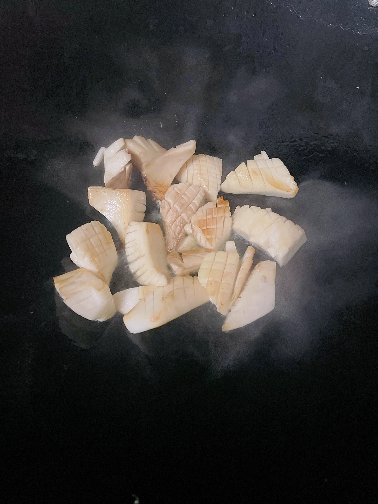洋葱炒杏鲍菇
