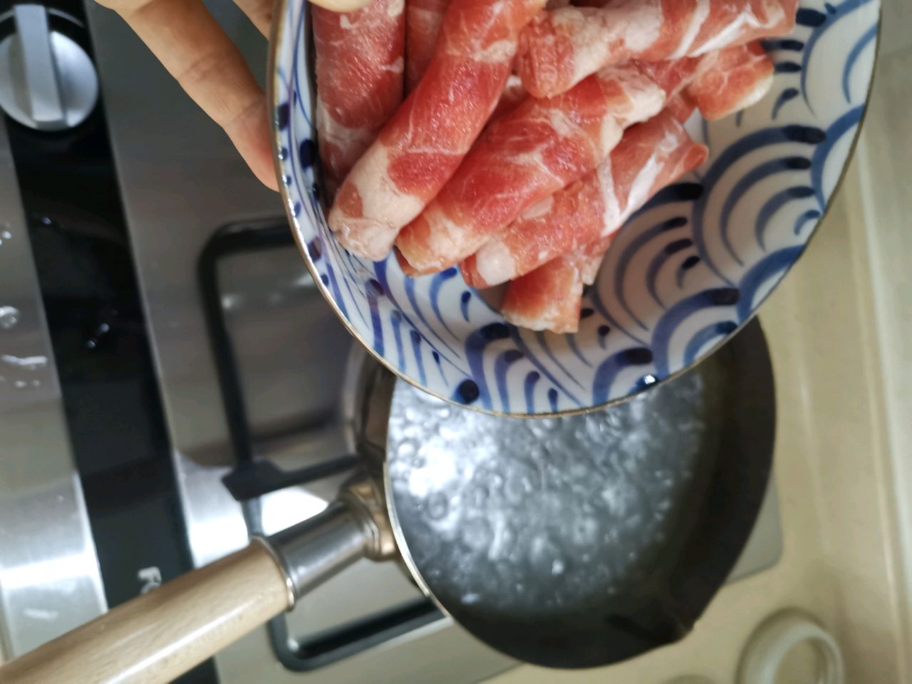 洋葱肥牛盖饭