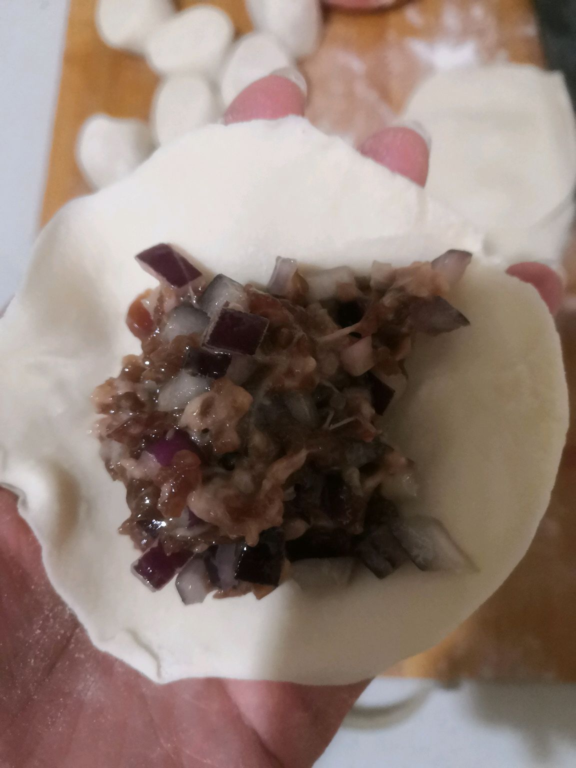 洋葱牛肉盒子