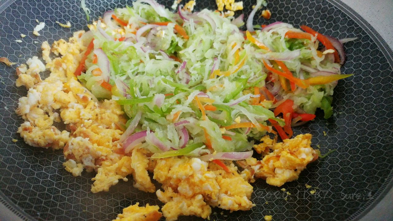 洋瓜蚝辣虾蛋饺
