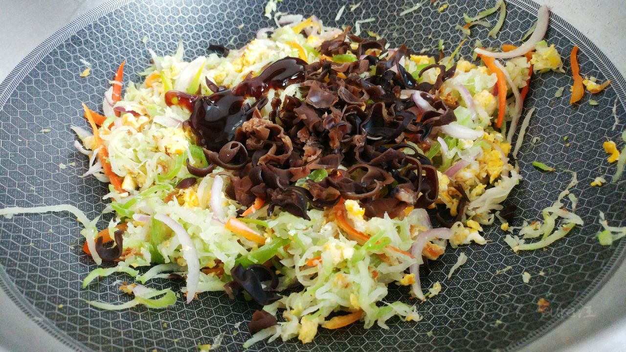 洋瓜蚝辣虾蛋饺