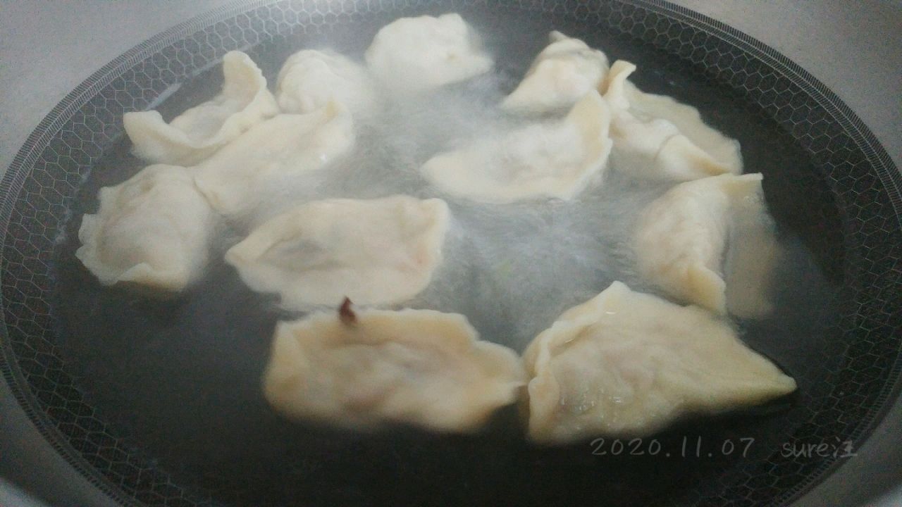 洋瓜蚝辣虾蛋饺