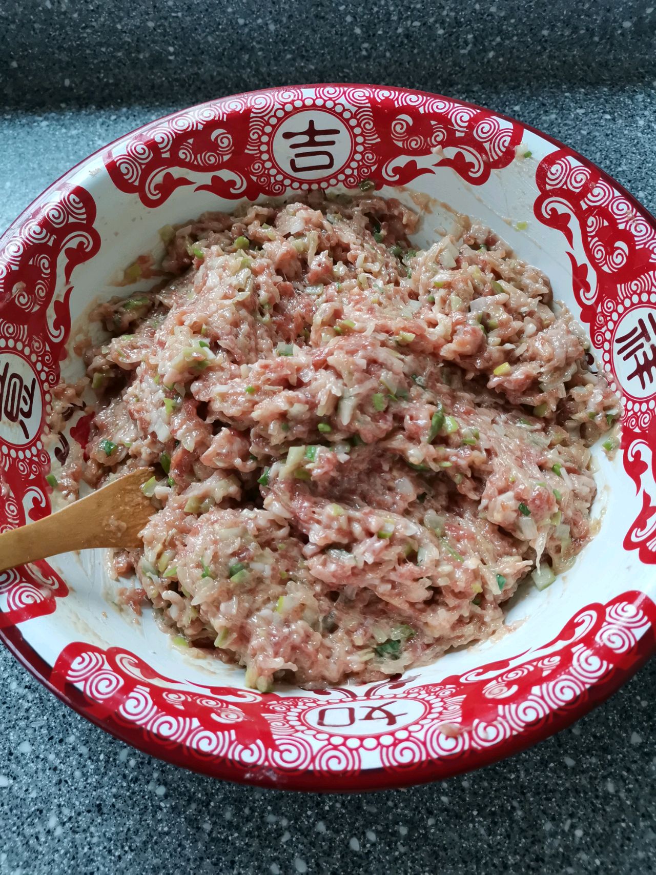羊肉冬瓜锅贴