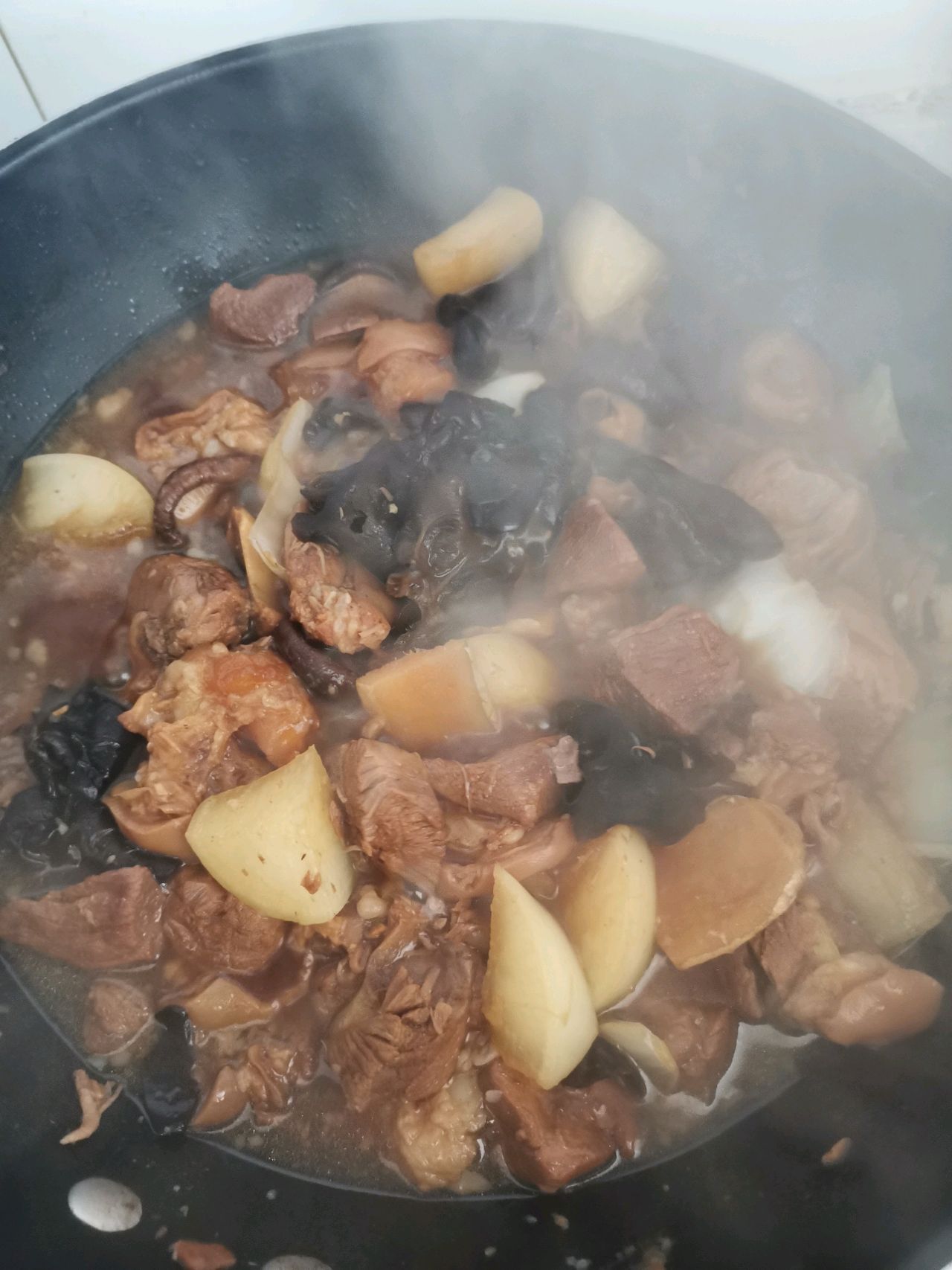 羊肉烧萝卜