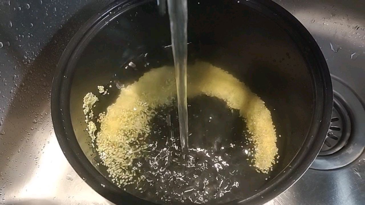 养胃小米南瓜粥