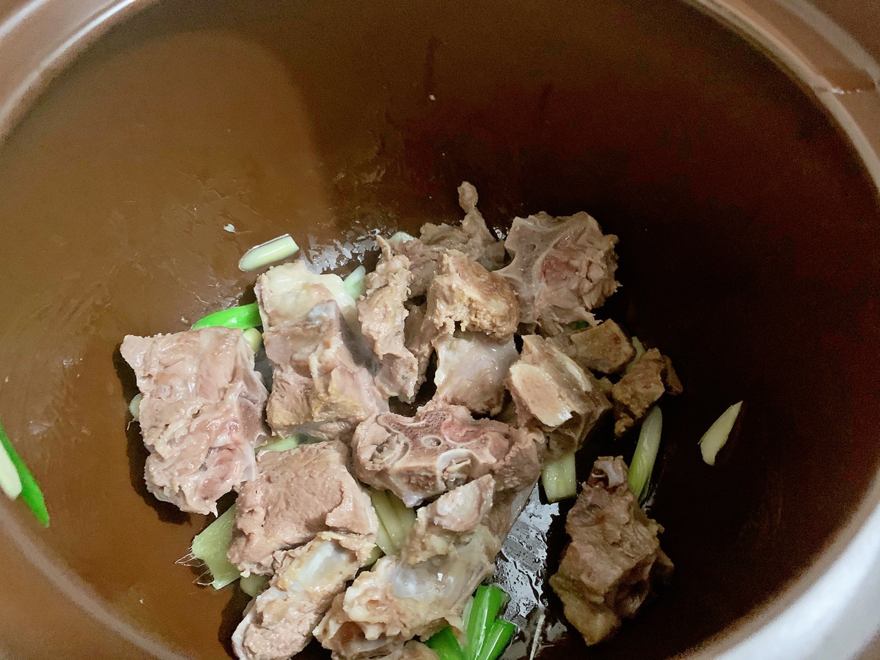羊蝎子胡萝卜山药汤