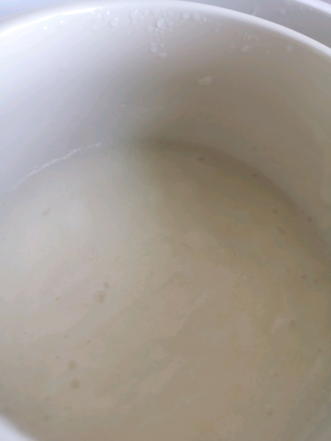 【养颜圣品】牛乳银耳羹