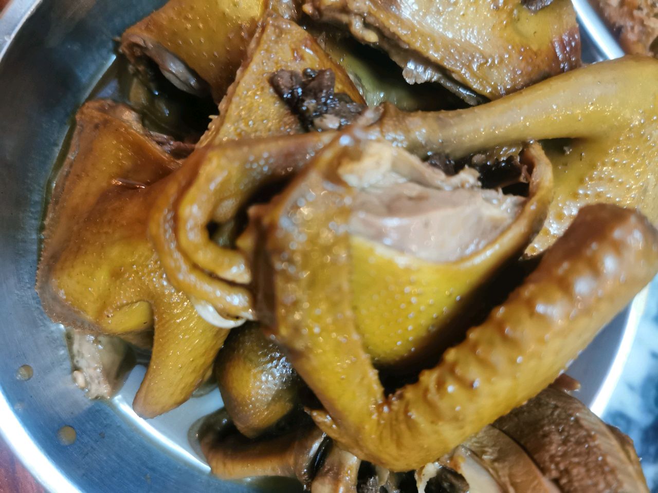 药善卤鸽子