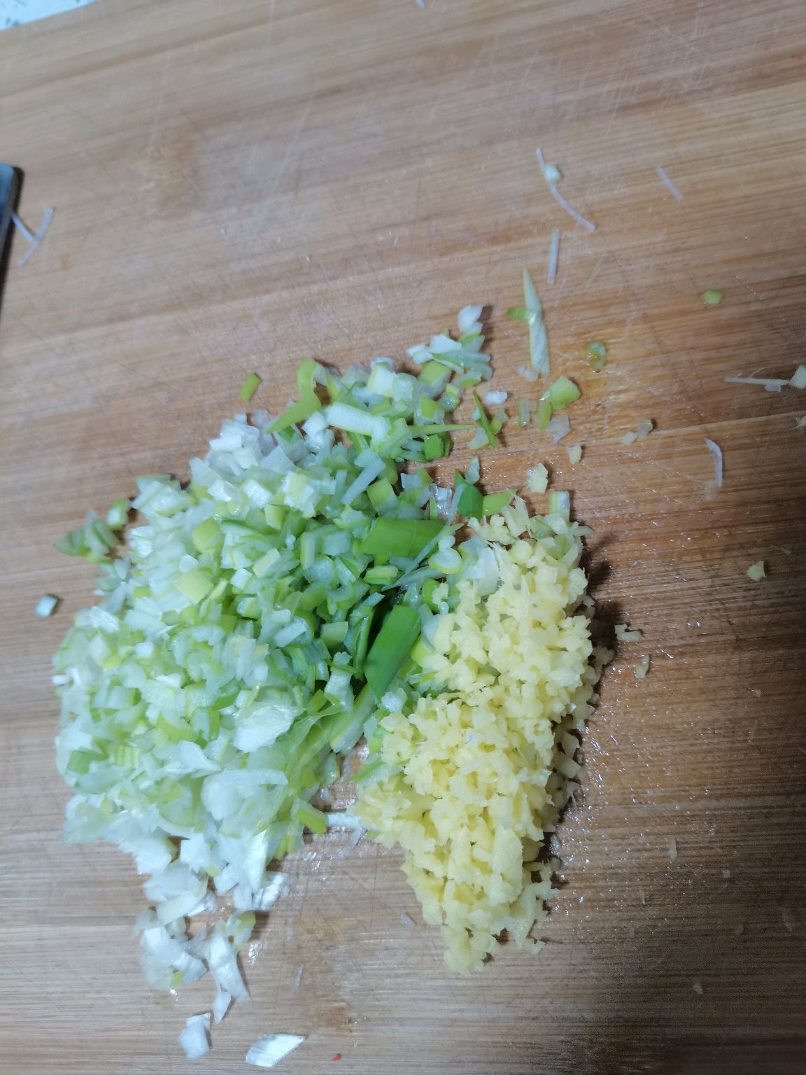 野菜(地然)馅包子