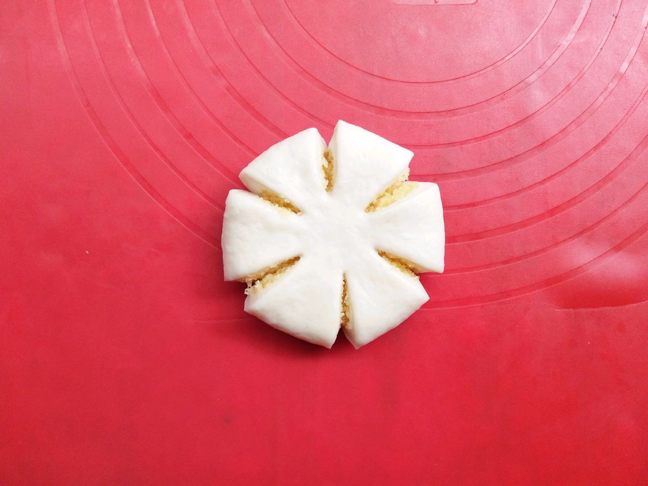 椰蓉花朵面包