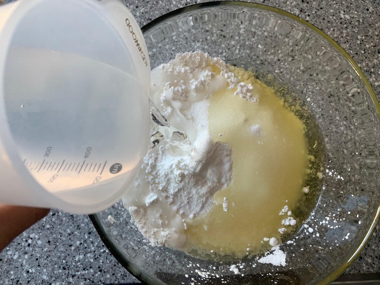 椰蓉糯米豆沙卷