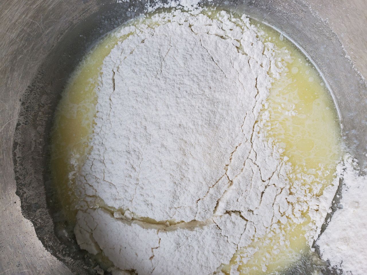 椰香蛋糕卷