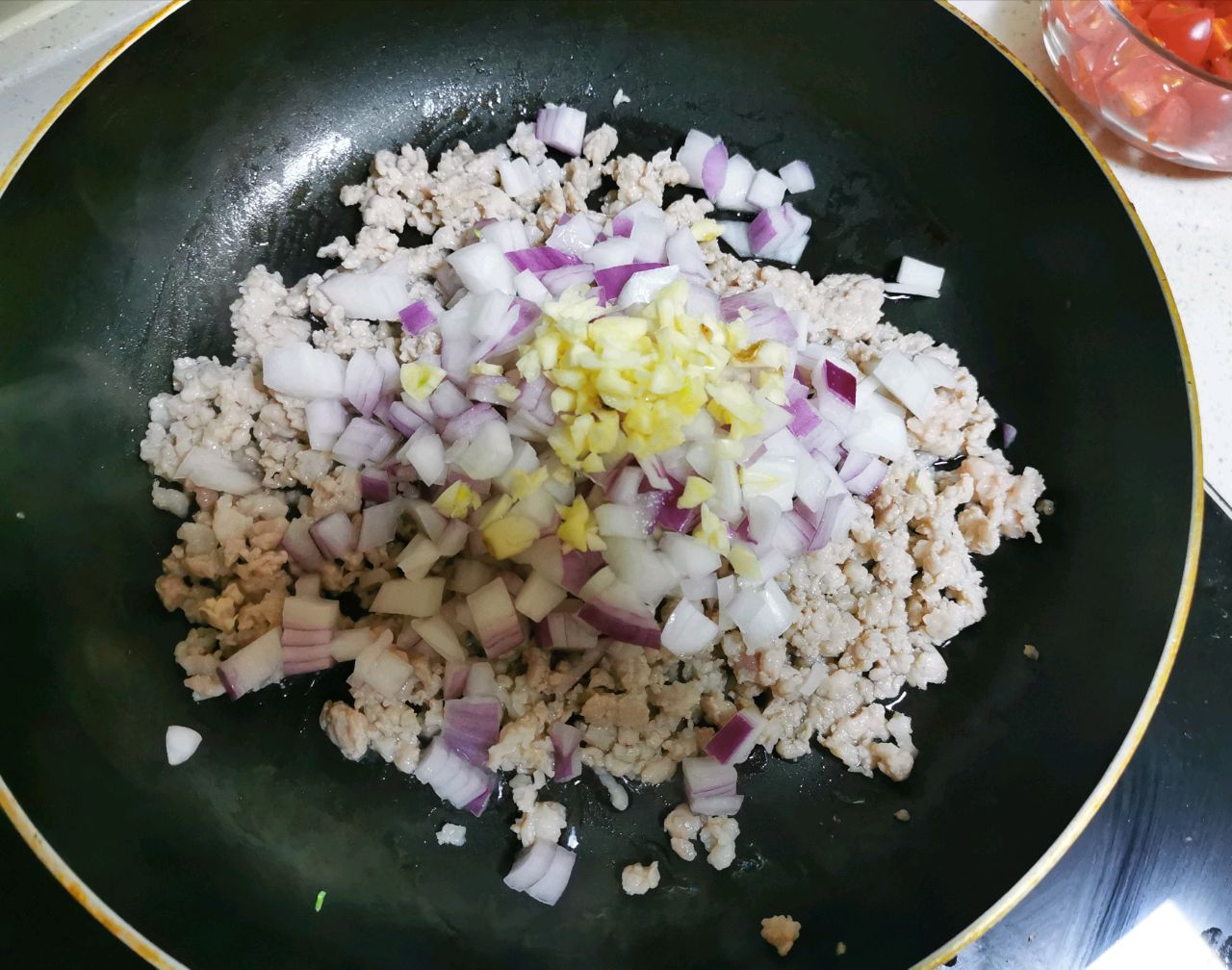 意式番茄肉酱面