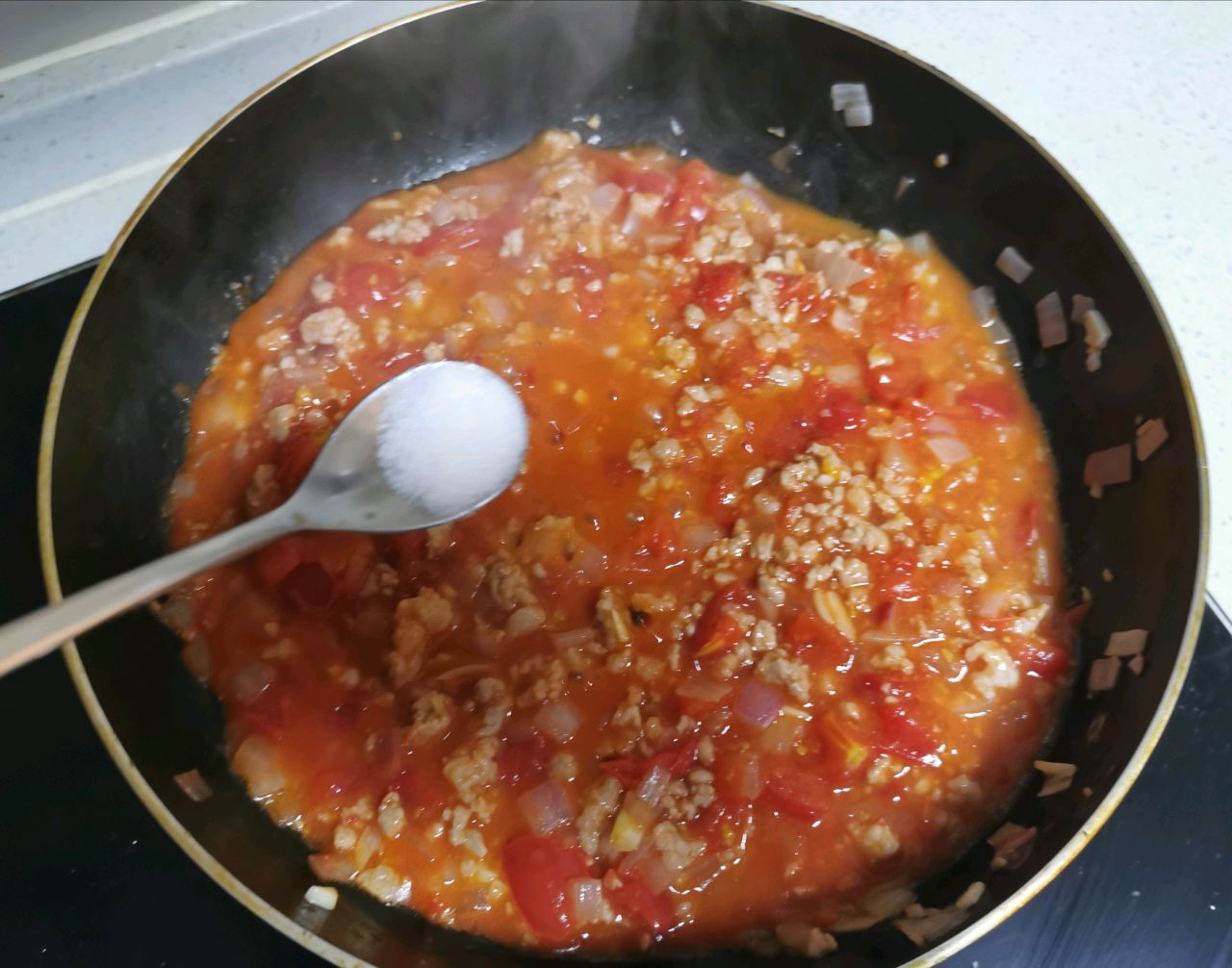 意式番茄肉酱面