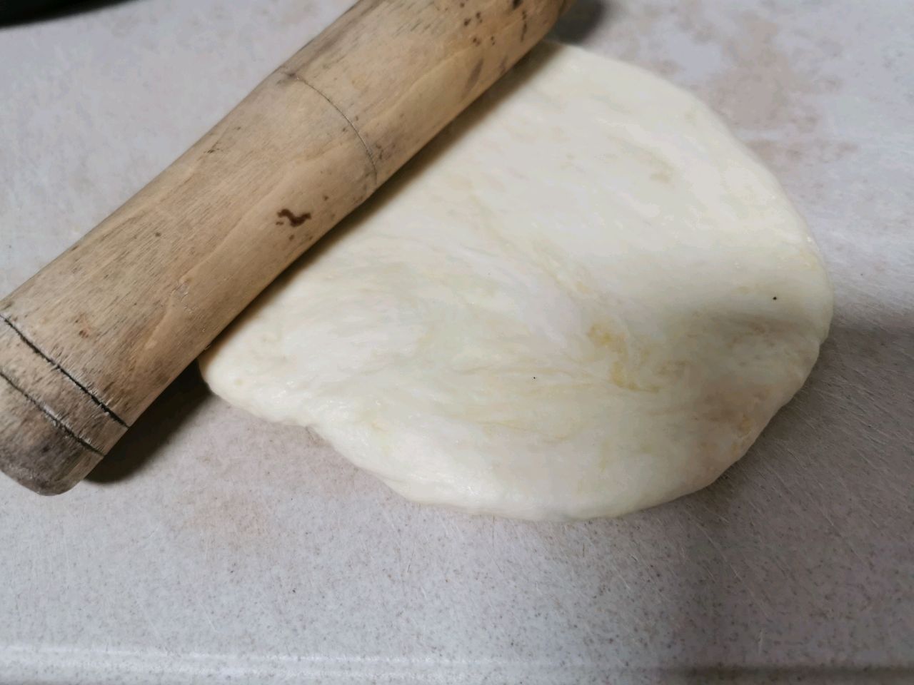 意式卷边披萨饼皮