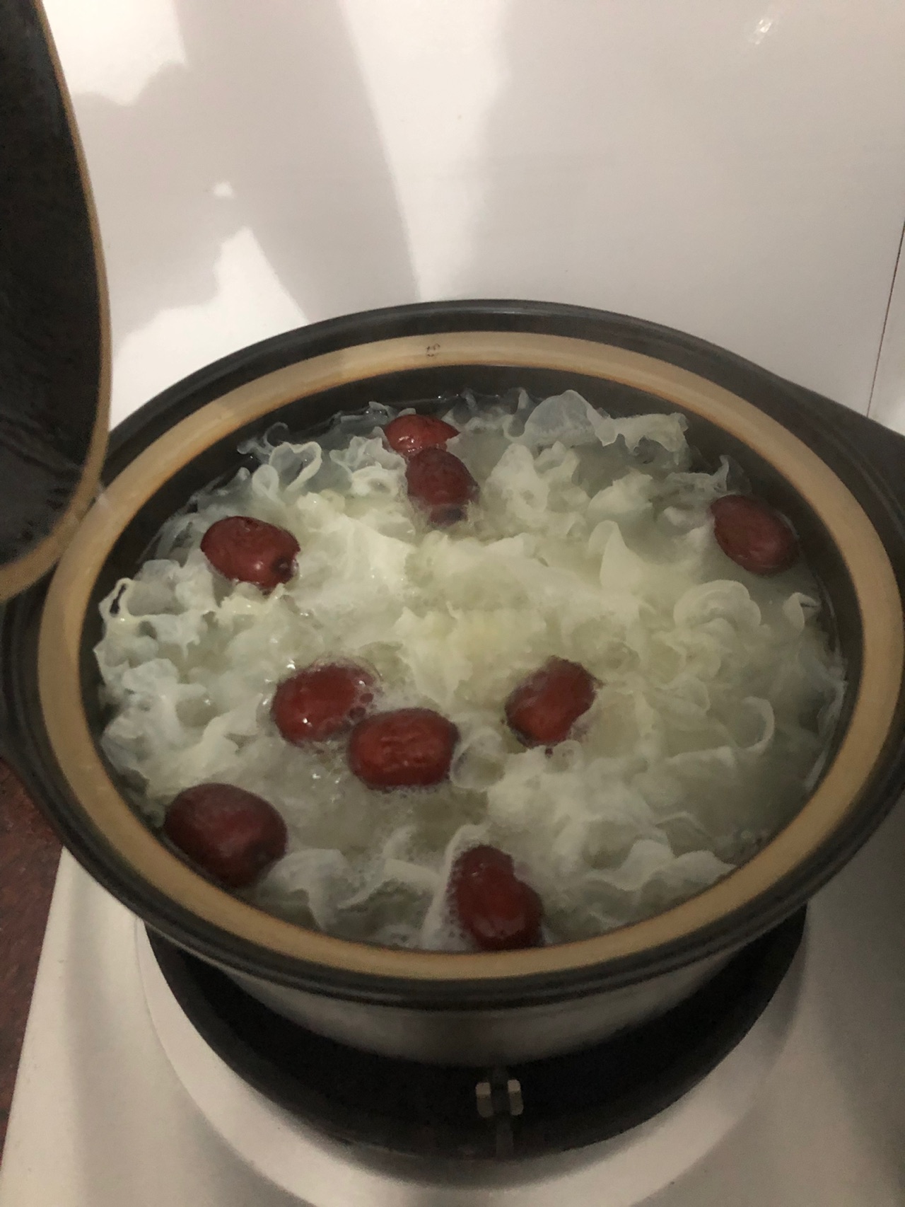 银耳红枣汤