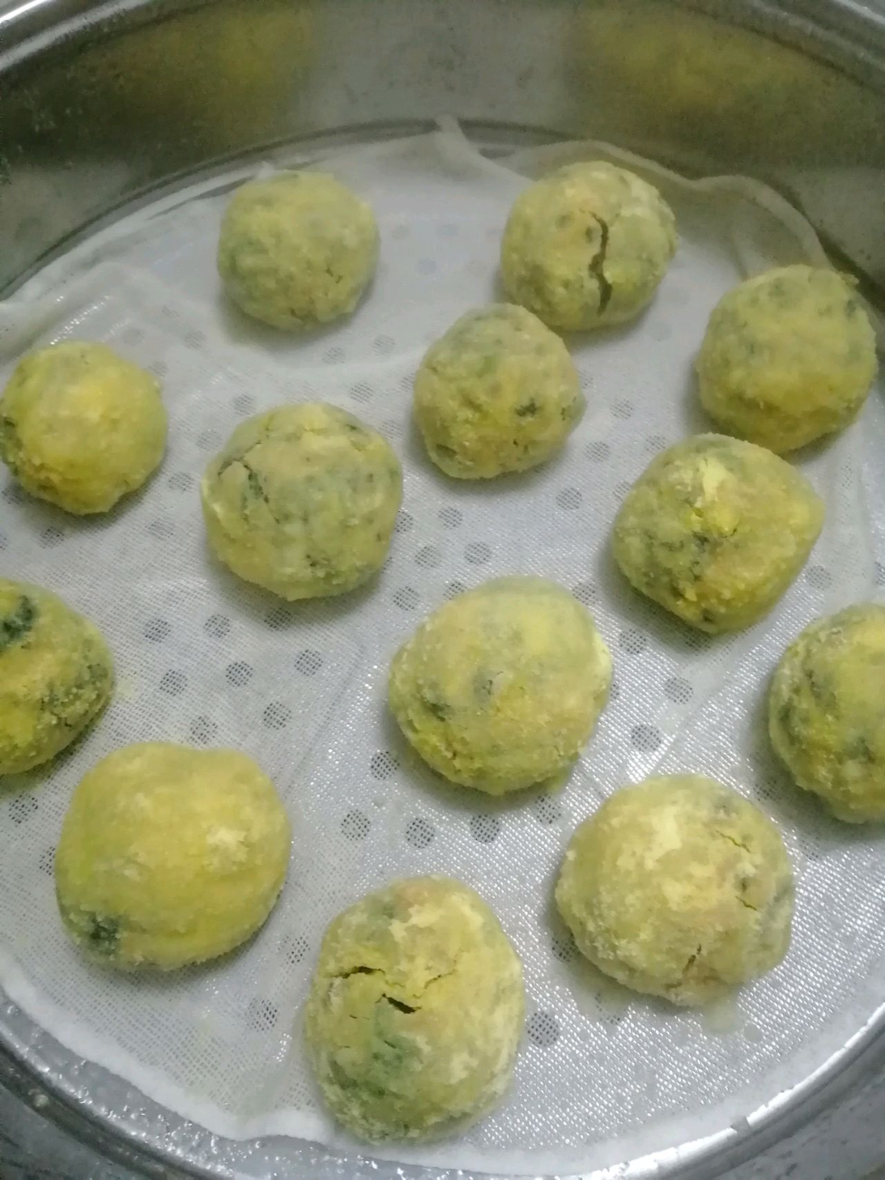 营养美味菜团子